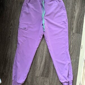 Figs lilac scrub set